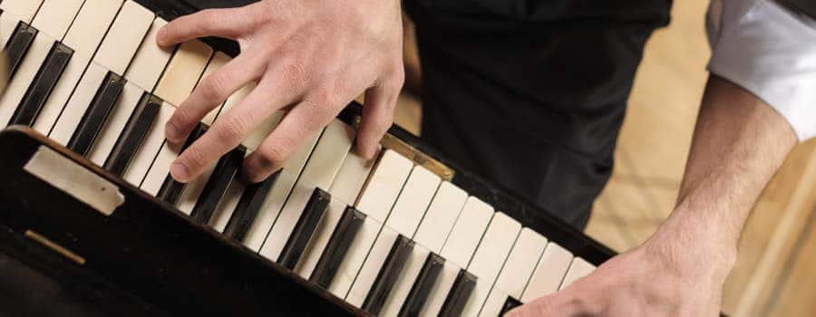 Piano lessons for adults